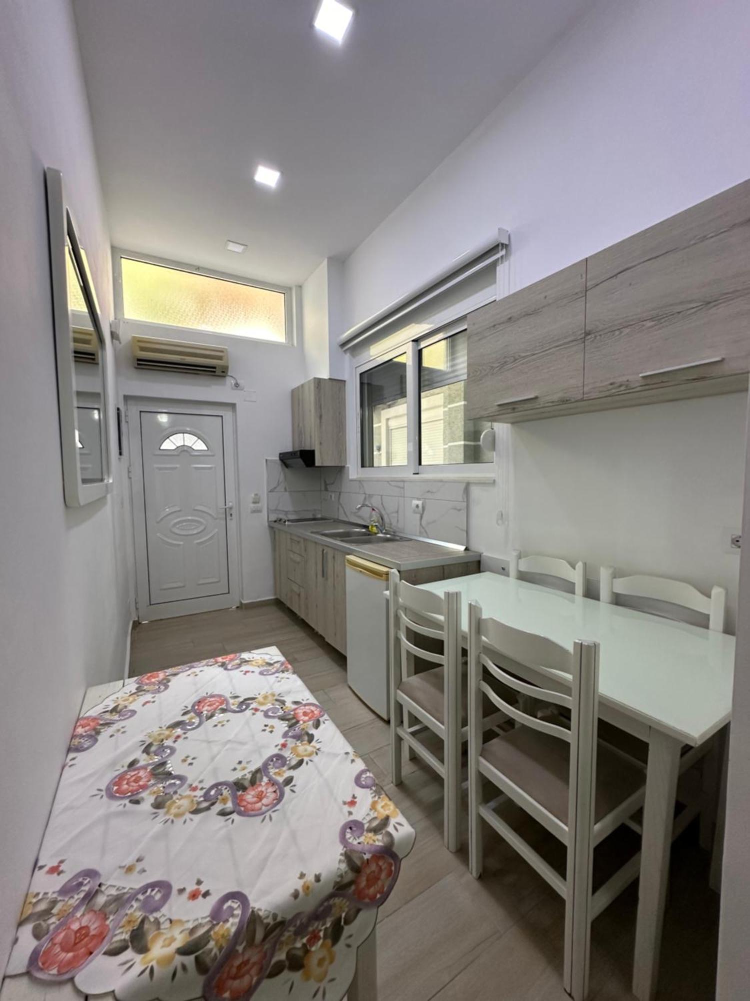 Luxy Coral Aparts Apartment Sarandë Exterior foto
